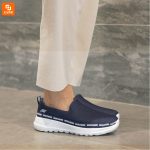 کفش زنانه اسکیچرز مدل Gowalk - Image 2